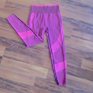 PINK hot pink yoga pants M 🍑 New seamless